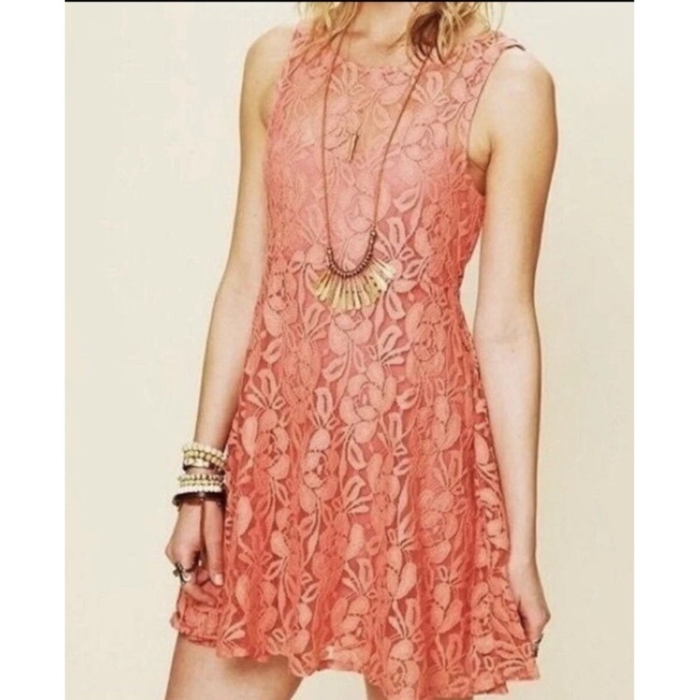 Free People Pink Miles Of Lace Mini Dress XS Boho Cottagecore‎ Beach